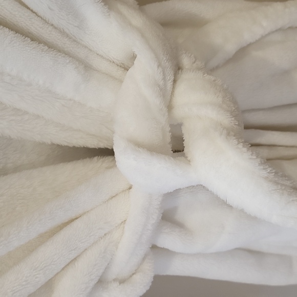 Gap Kids Robe - Picture 3 of 8